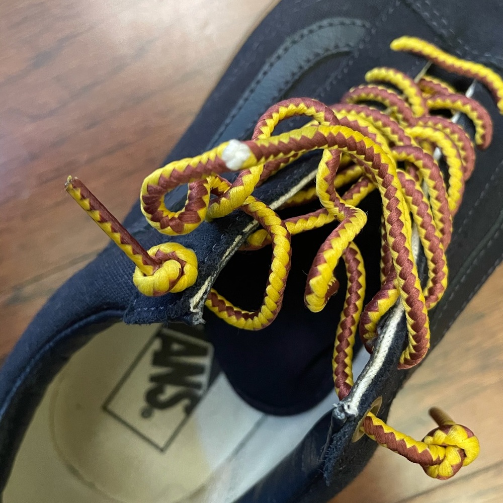 Vans - Picture 4 of 10